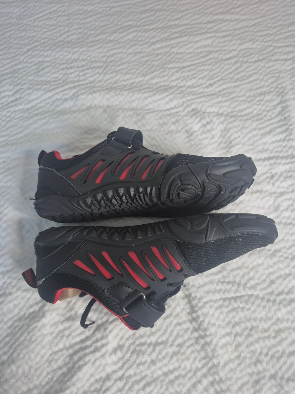 Barefoot Shoes Men Wide Toe Box Zero Drop Water Shoes Men for Gym 8 Black/Red